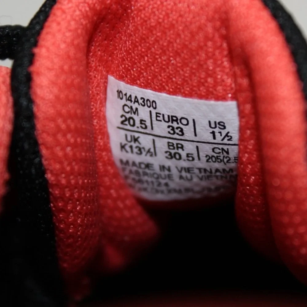 ASICS • Jolt 4 Grade School Sneakers